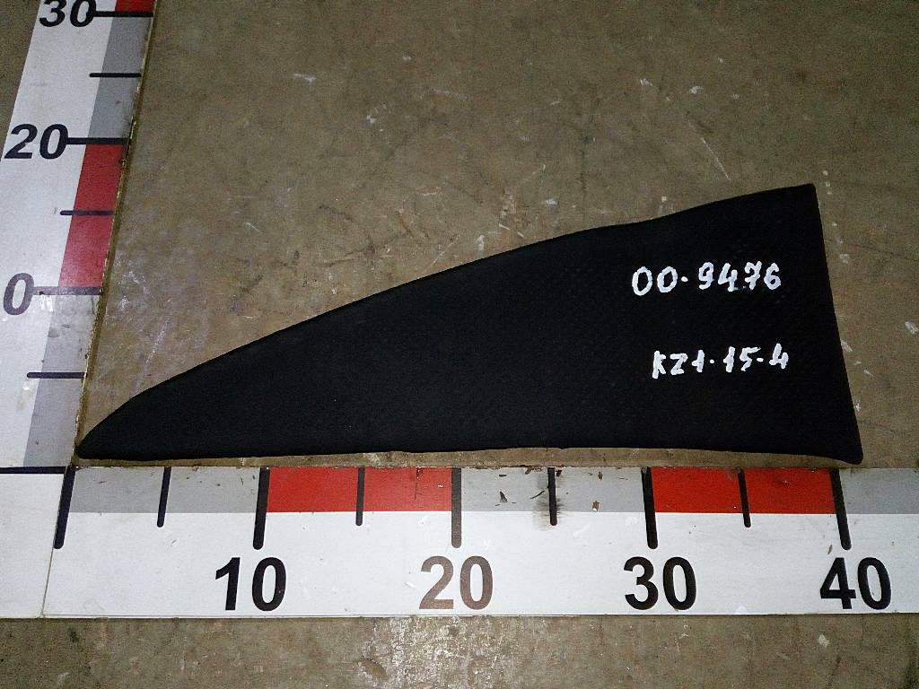 Коврик панели приборов б/у