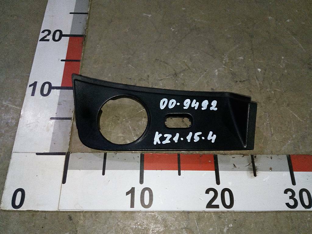 Накладка панели приборов б/у