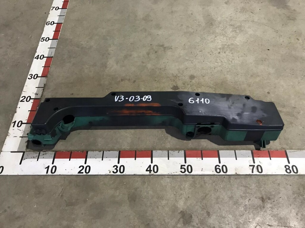 Корпус проводки двигателя б/у