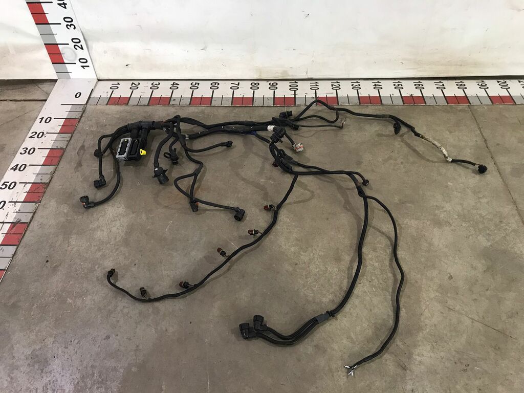 Проводка двигателя DXI11 б/у