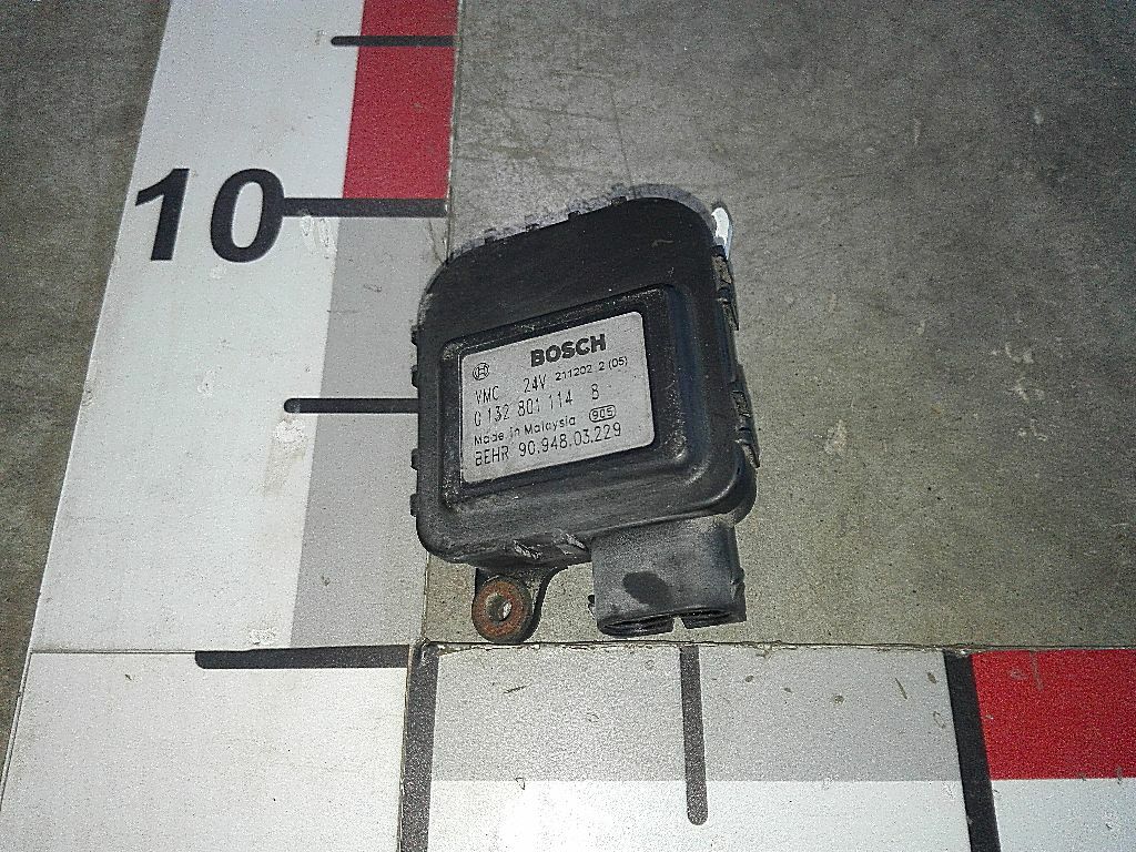 Моторчик заслонки печки б/у