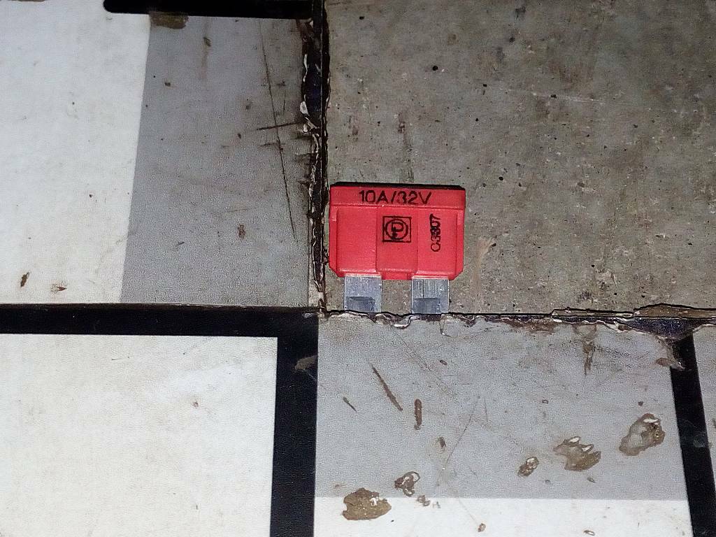 Предохранитель EU б/у