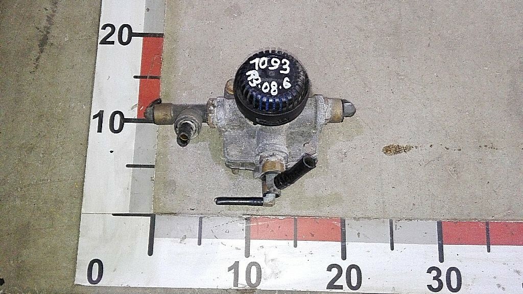 Клапан ускорительный б/у