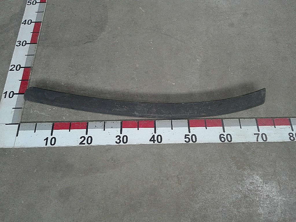 Накладка переднего крыла задняя часть б/у