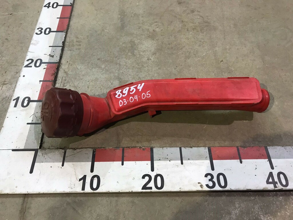 Горловина маслозаливная MX375 б/у