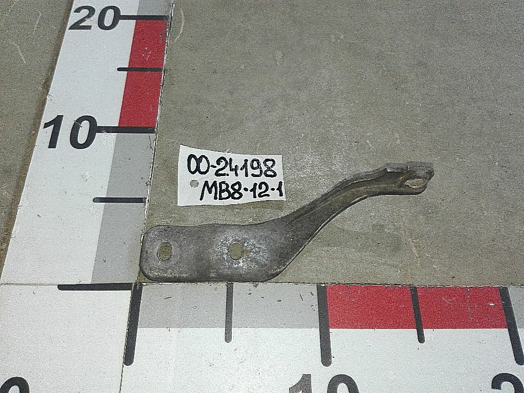 Кронштейн левой фары б/у