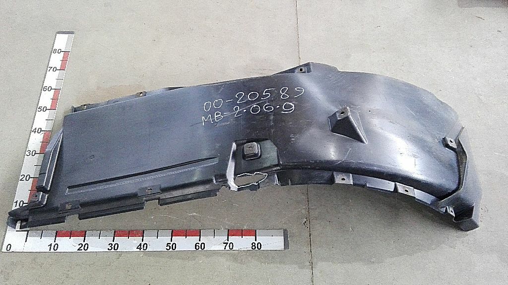 Крыло переднее передняя часть правое б/у