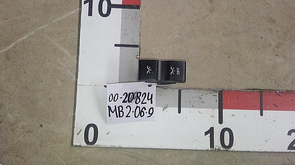 Клавиша освещения спальника б/у