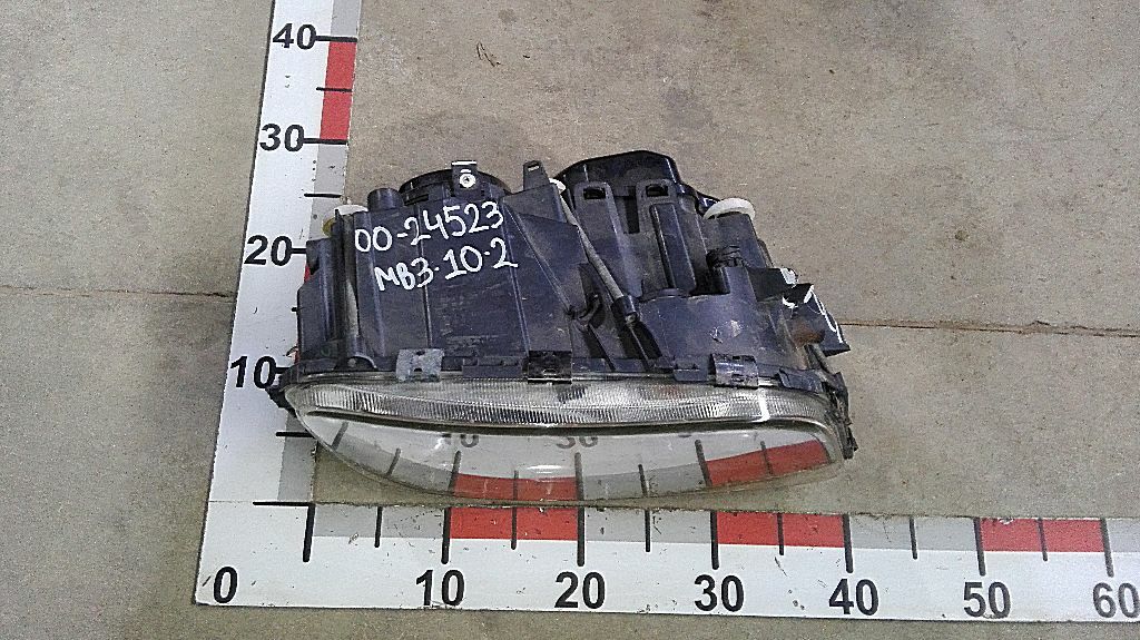 Фара правая б/у