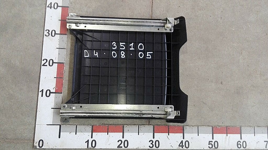 Столик панели приборов б/у