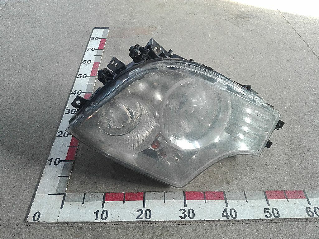Фара левая б/у