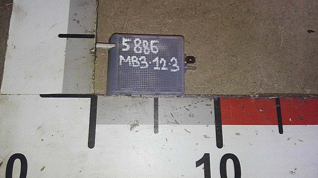 Плафон салона б/у