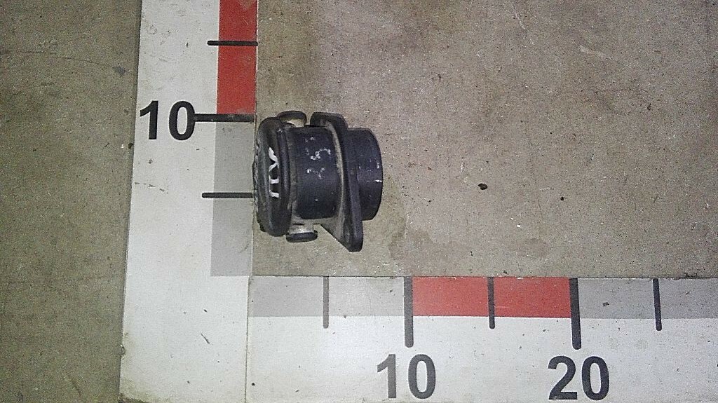 Корпус электрической розетки б/у