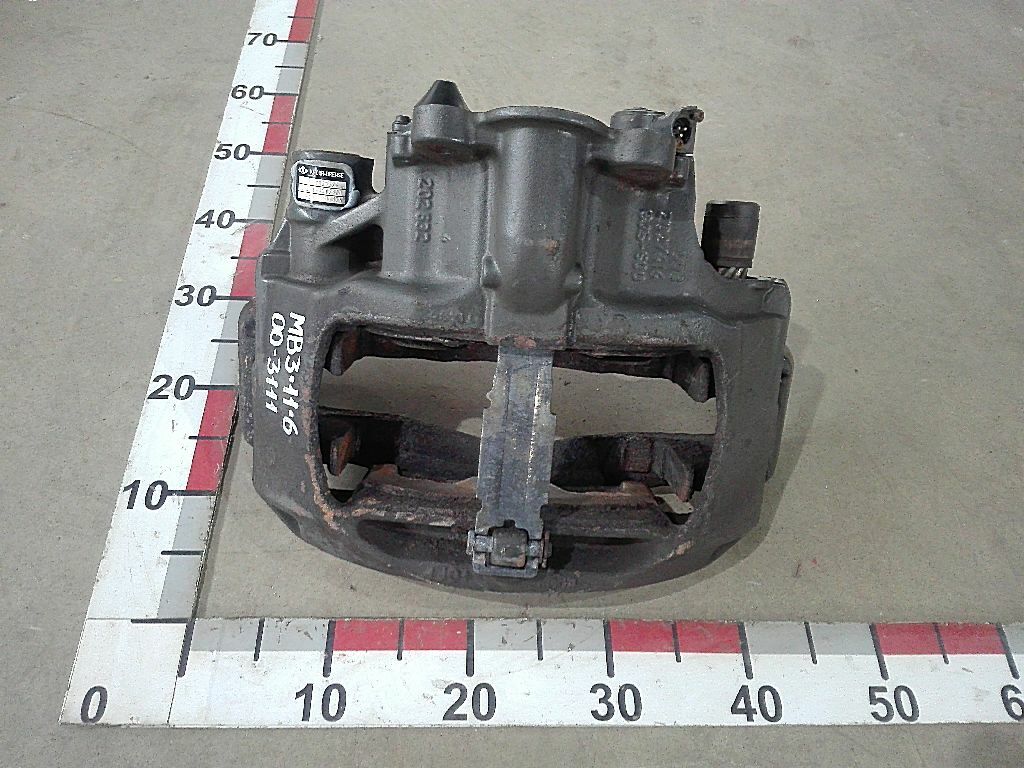 Суппорт передний левый б/у