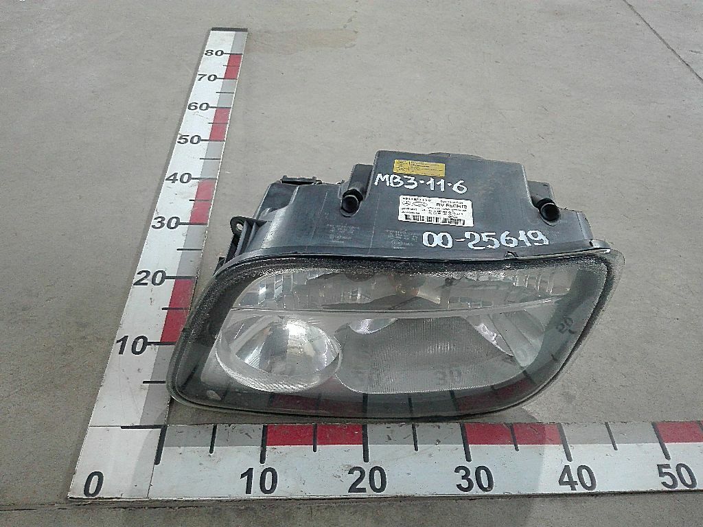 Фара левая б/у
