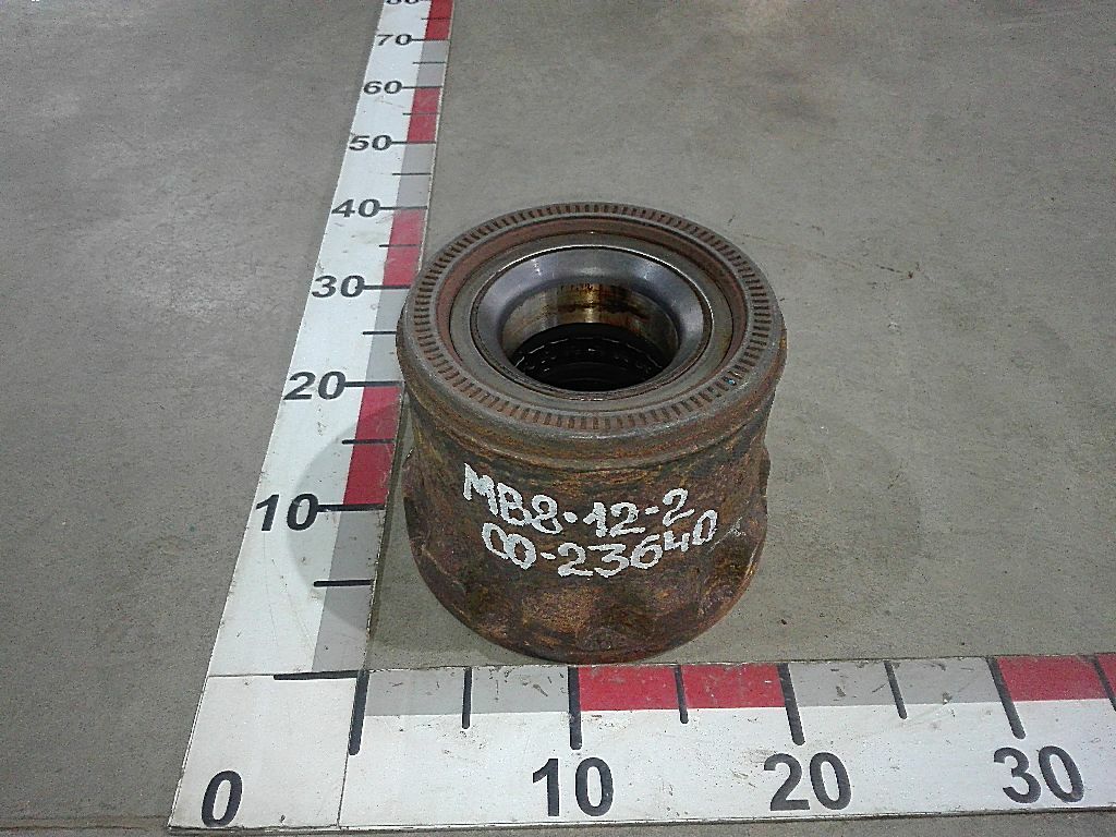 Ступица передняя б/у