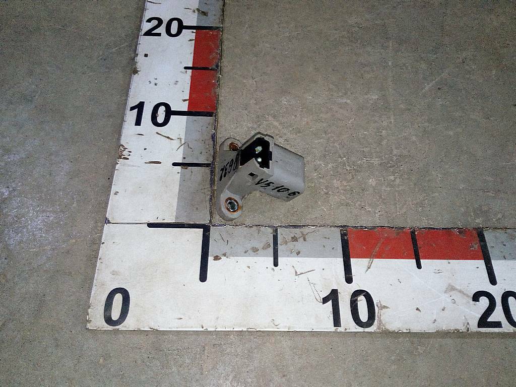 Датчик замка кабины б/у