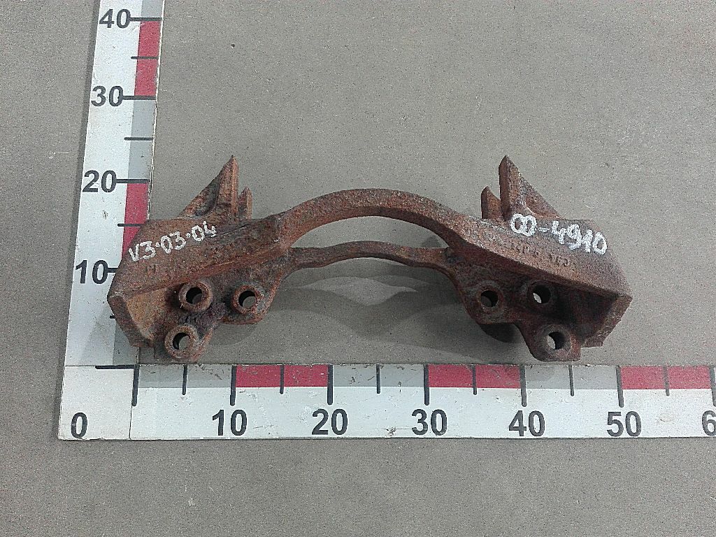 Скоба суппорта б/у