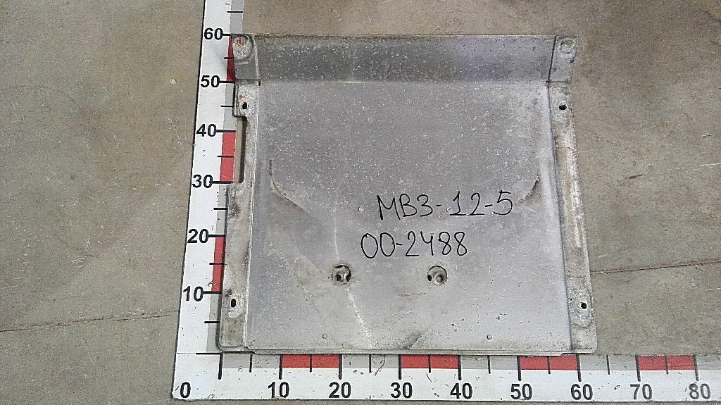 Накладка глушителя верхняя б/у