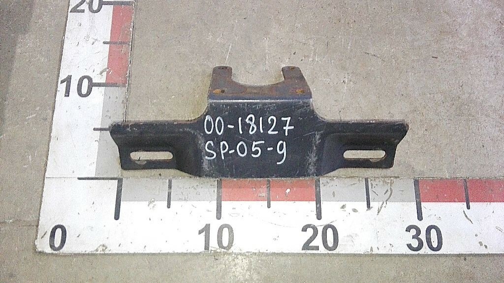 Кронштейн клапана системы abs б/у