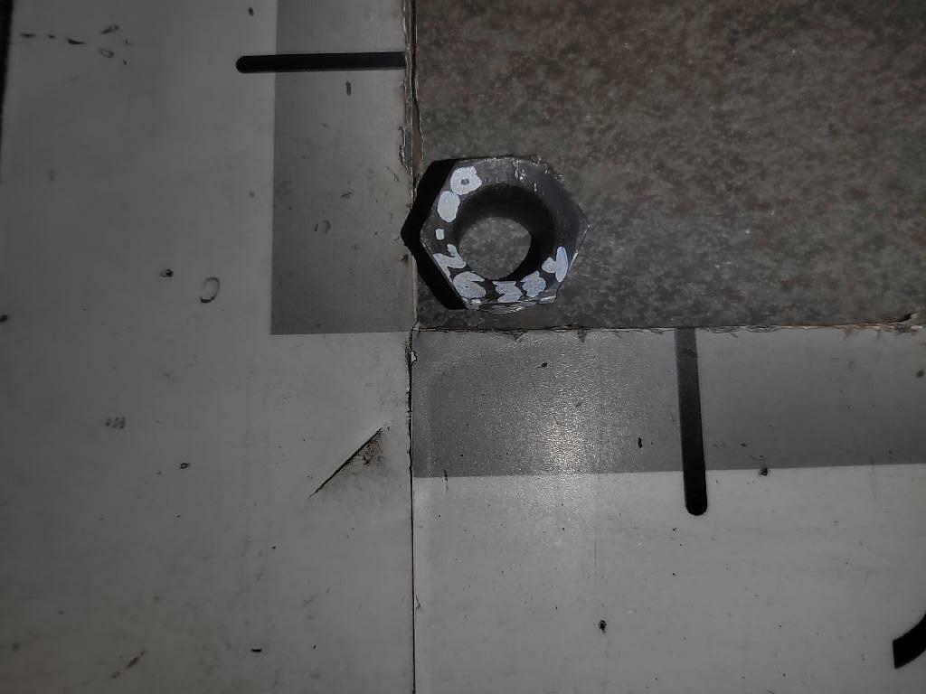 Гайка нагнетательной трубки топливной форсунки OM457 б/у