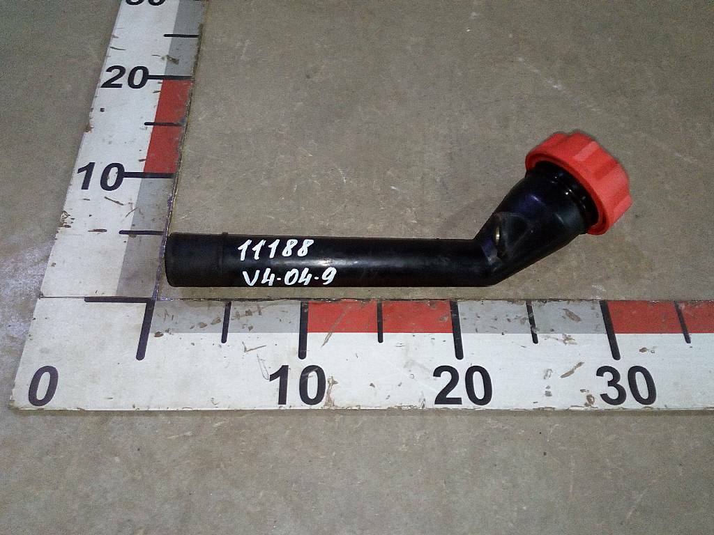 Горловина маслозаливная D9B б/у