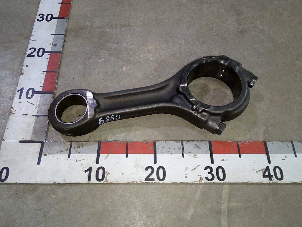 Шатун D12A б/у