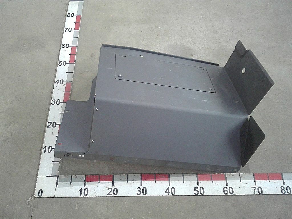 Панель салона левая б/у