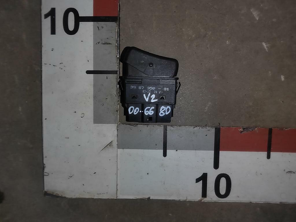 Клавиша тормоза прицепа б/у