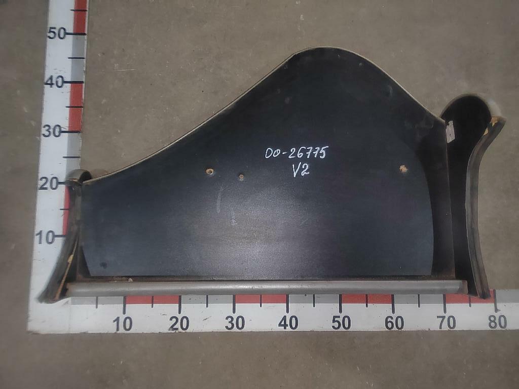 Полка панели приборов б/у