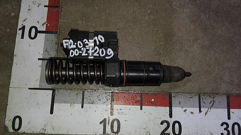 Форсунка топливная DD12,7 egr б/у