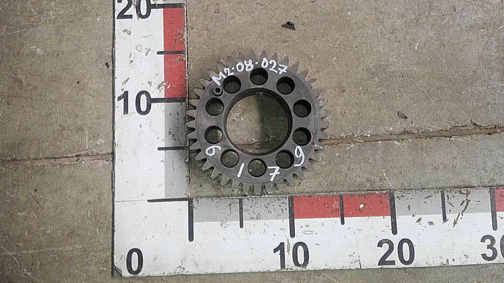 Шестерня коленвала D2066 б/у