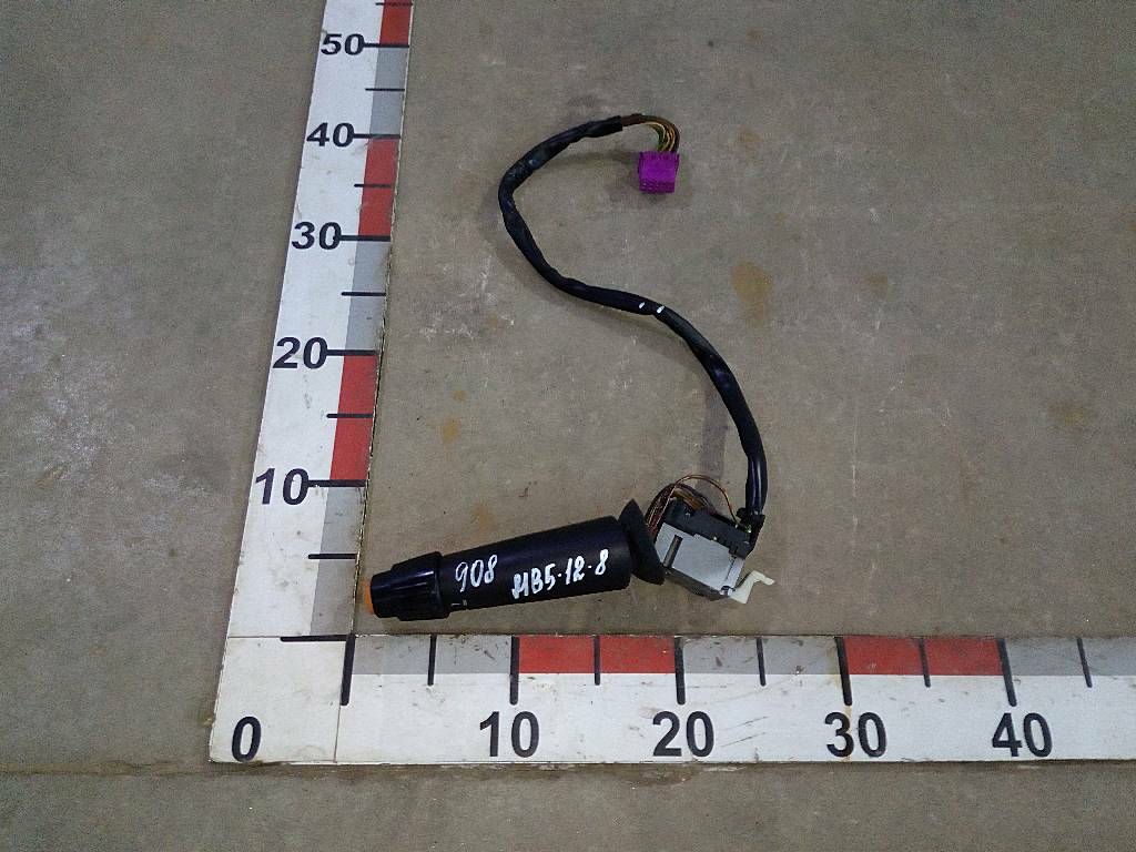 Переключатель стеклоочистителей подрулевой б/у