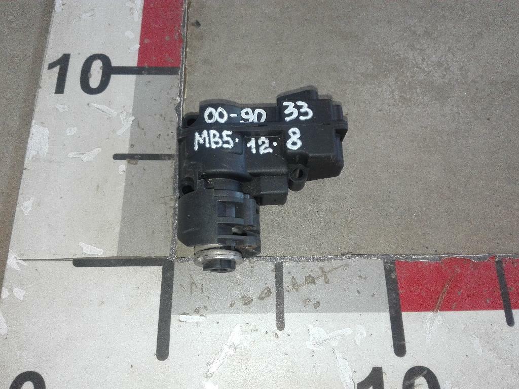 Моторчик регулировки зеркала б/у