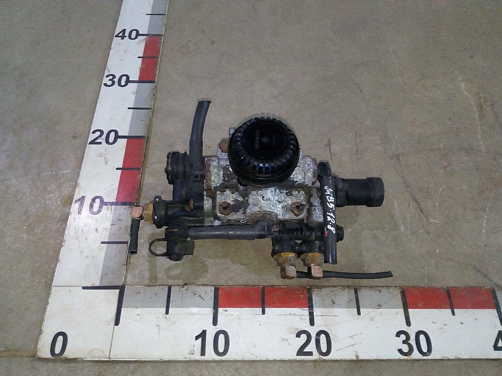 Регулятор давления тормозной системы б/у