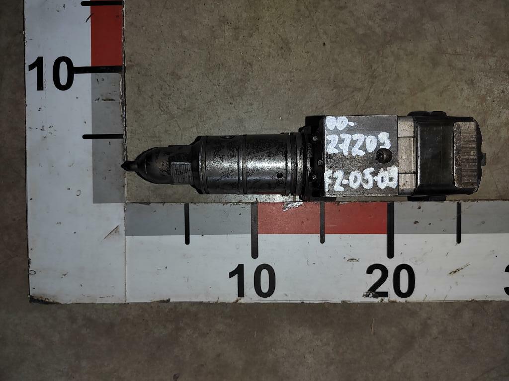 Форсунка топливная DD12,7 egr б/у