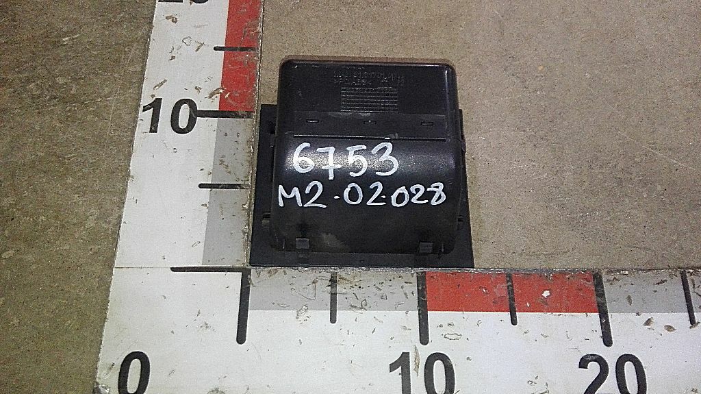 Карман панели приборов б/у