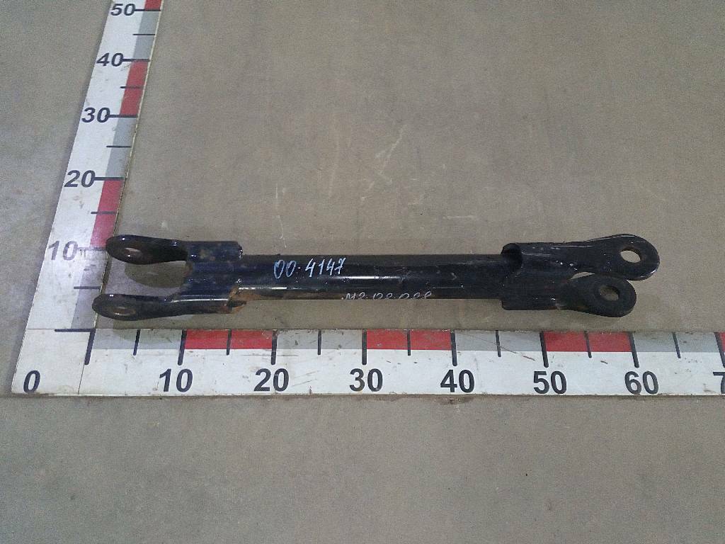 Стойка заднего стабилизатора правая б/у