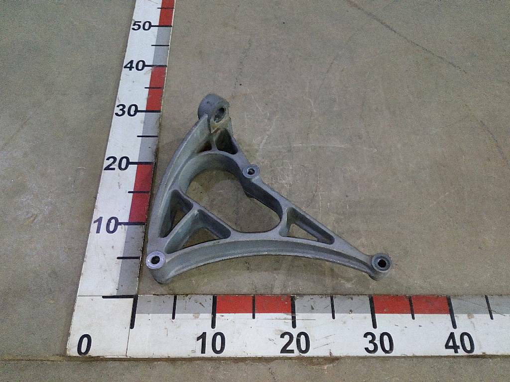 Кронштейн кулисы б/у