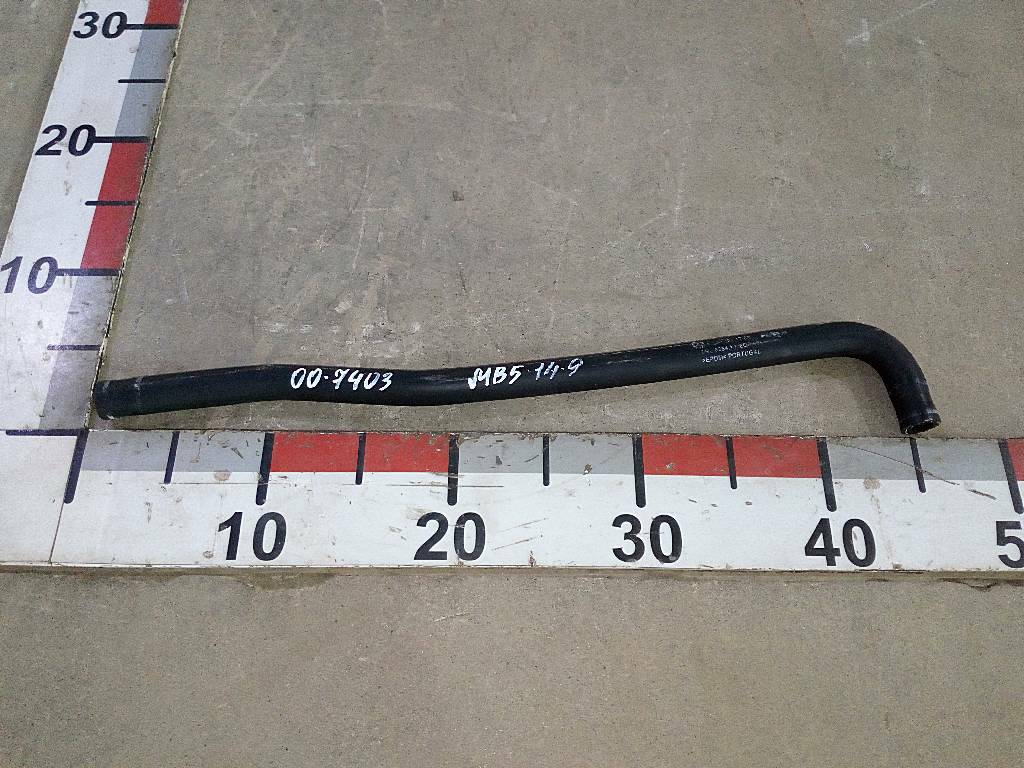 Патрубок радиатора б/у