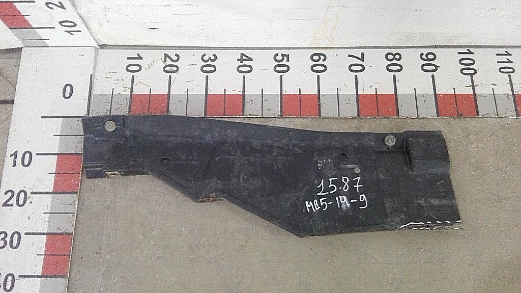 Кожух двигателя защитный правый OM457 б/у