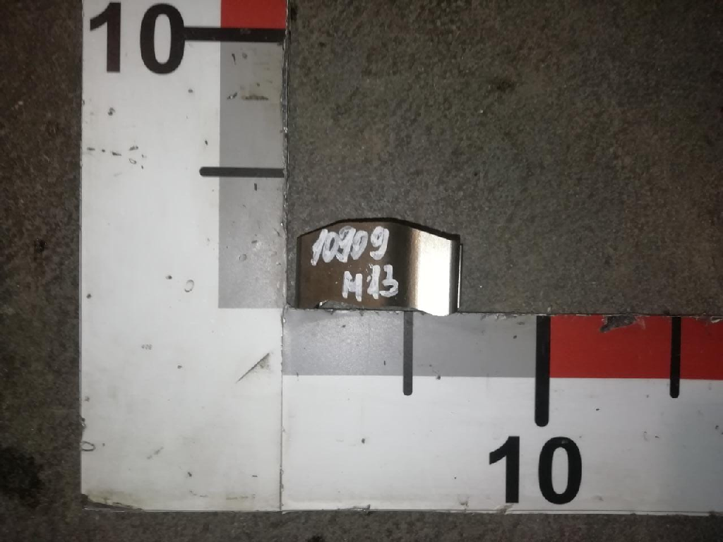 Крепление топливной форсунки D2066 б/у