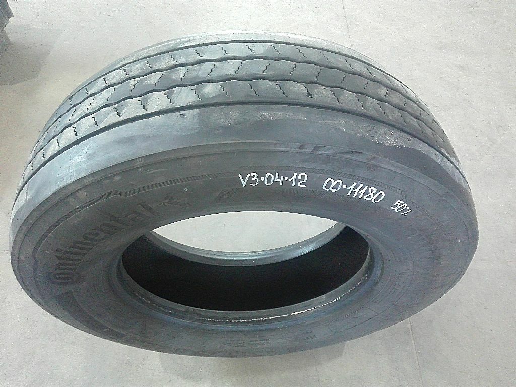 Шина передняя 315/70 б/у