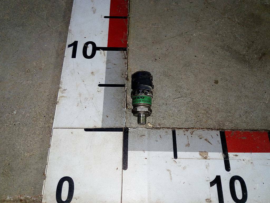 Датчик давления кондиционера D12D б/у