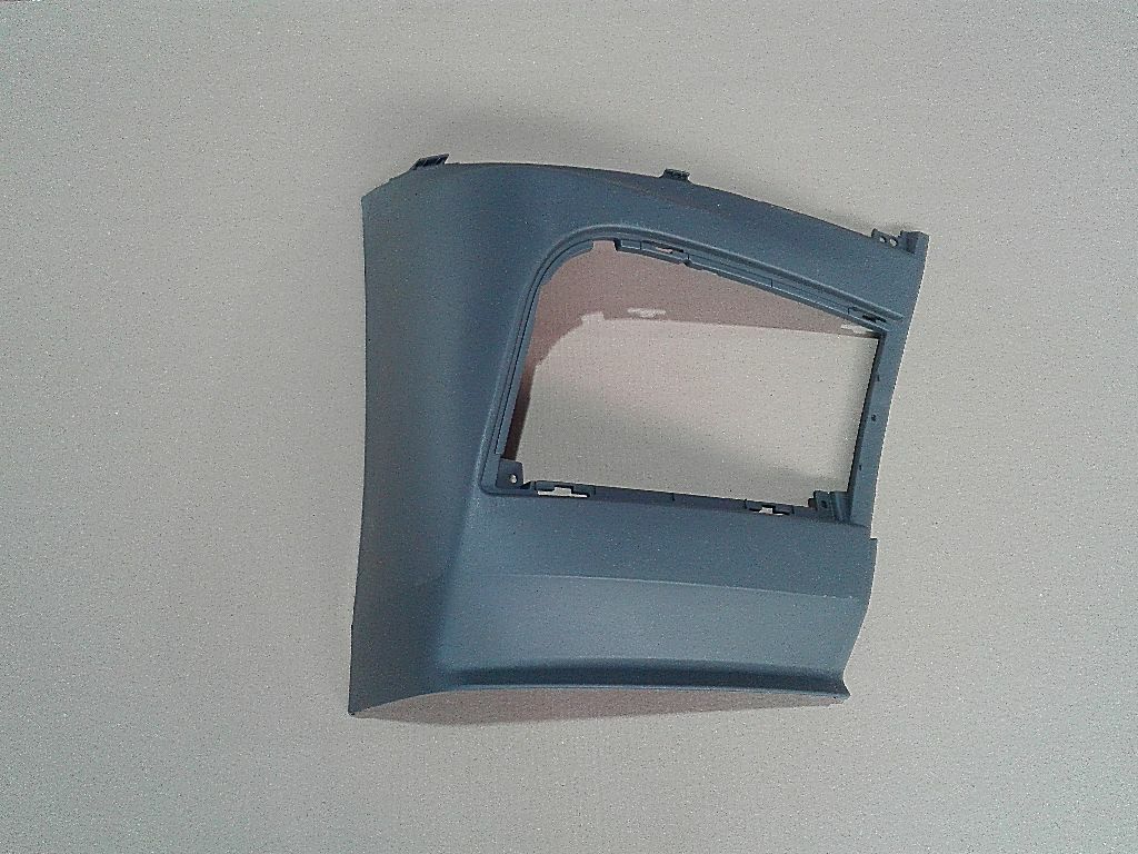 Бампер правый (аналог)