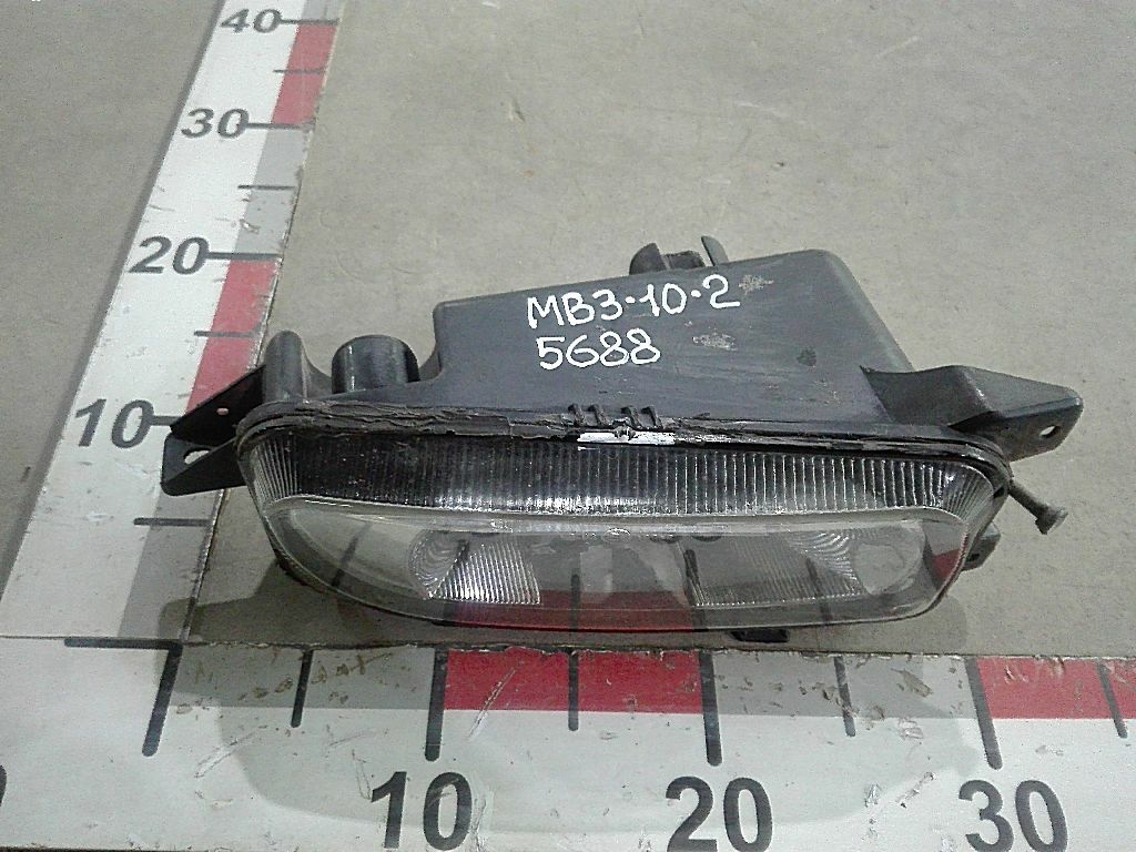 Фара противотуманная правая б/у