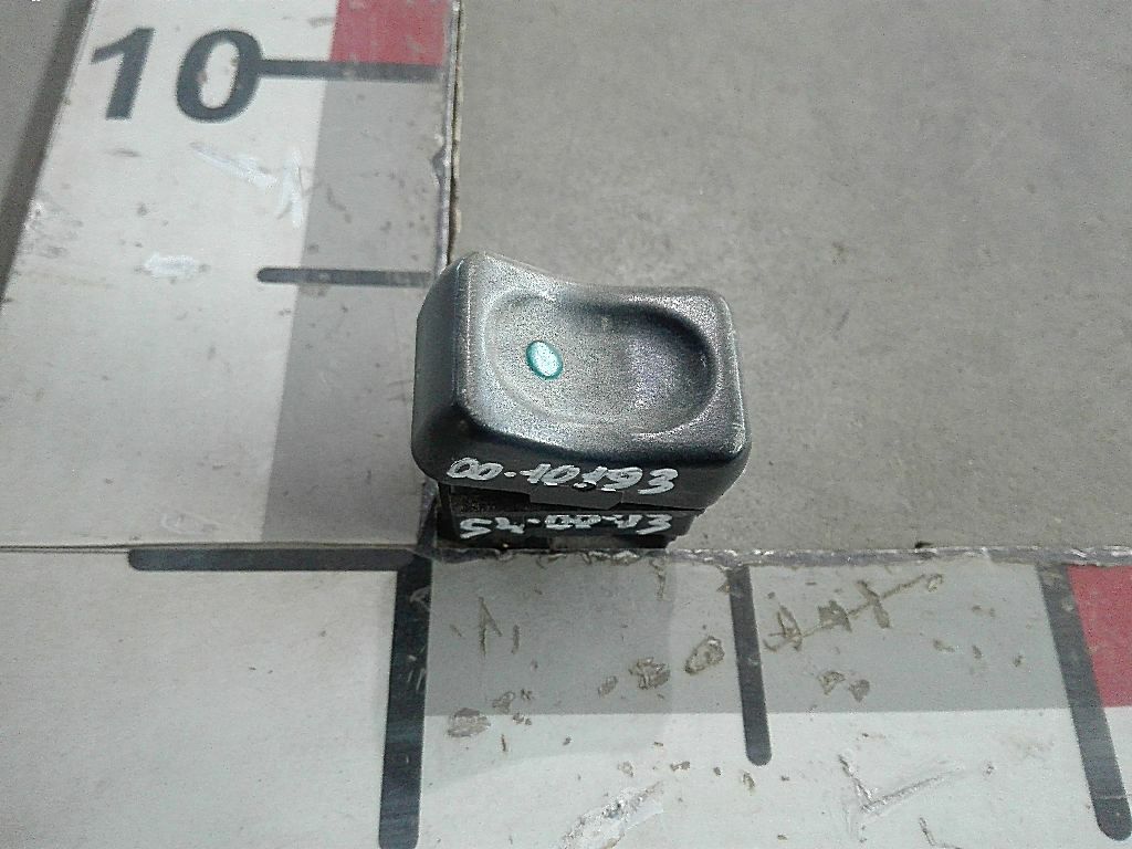 Клавиша противотуманных фар б/у