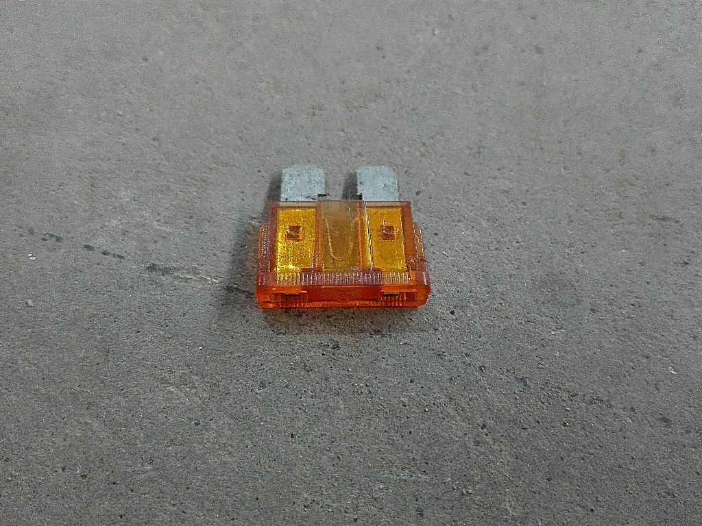 Предохранитель EU б/у