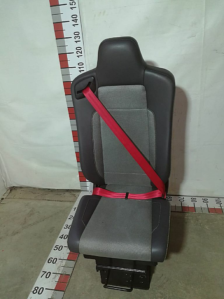Сиденье пассажирское б/у
