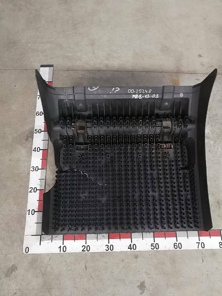 Крыло заднее задняя часть б/у